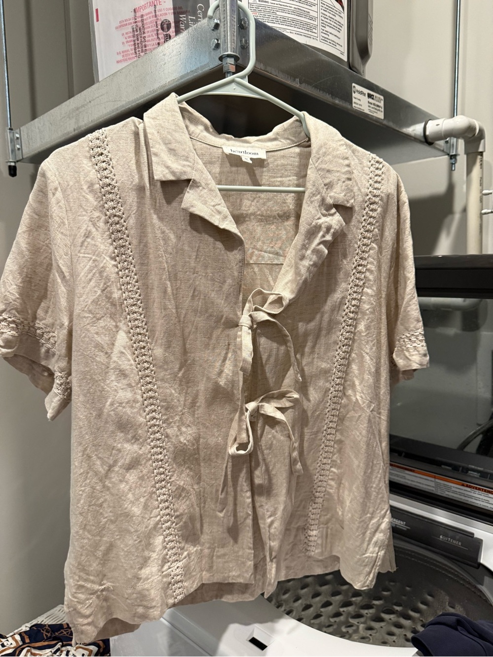 Heartloom Cream Short-Sleeve Tie-Front Button-Down Shirt